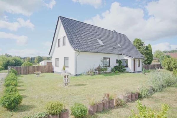 Immobilie in Hagen im Bremischen - Volksbank Immobilien: Renoviertes Zweifamilienhaus mit viel Platz für Sie und Ihre Familie! - Bild 2