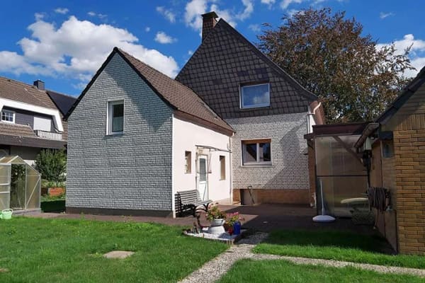 Immobilie in Bönen - Freistehendes Einfamilienhaus mit   Doppelgarage in zentraler Wohnlage - Bild 1