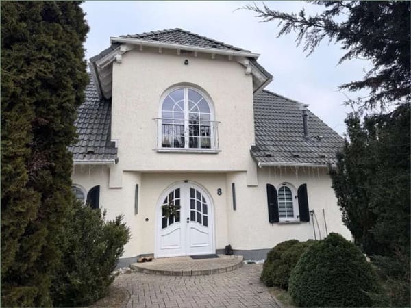 Immobilie in Elxleben - Stilvolles Einfamilienhaus mit großer moderner Wohnküche und mediterranem Flair - Bild 2