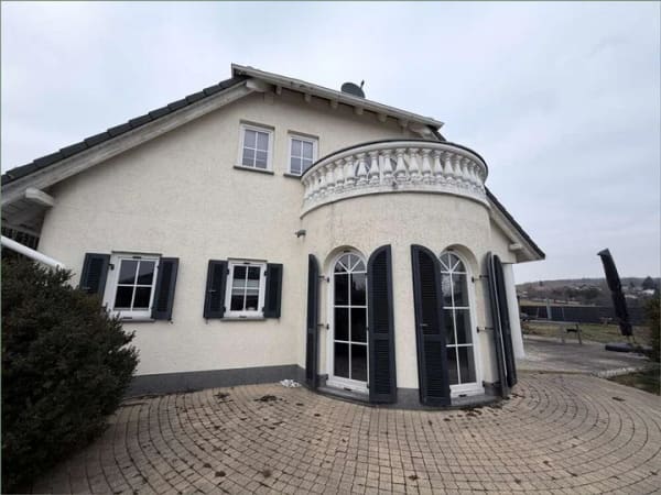 Immobilie in Elxleben - Stilvolles Einfamilienhaus mit großer moderner Wohnküche und mediterranem Flair - Bild 3