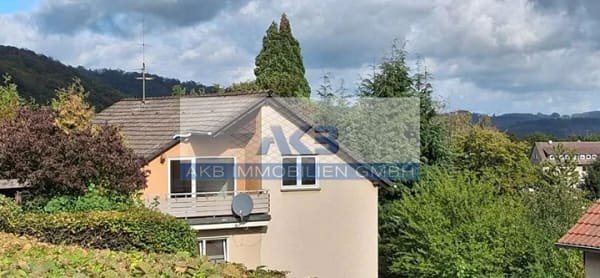 Immobilie in Nachrodt-Wiblingwerde - VERKAUF!!!super geschnittene 3 1/2 Zi Whg., KDB, Balkon u. Carport, sofort bezugsfrei!!! - Bild 0