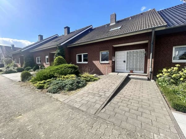 Immobilie in Gütersloh - Charmantes Reihenmittelhaus in begehrter Lage – Ihr neues Zuhause auf Erbpachtgrundstück - Bild 2