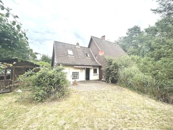 Immobilie in Heeslingen - Volksbank Immobilien: Perfekte Basis - eigene Projekte als Familie verwirklichen - großes Grundstück - Bild 2