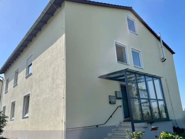 Immobilie in Siegenburg - Großzügige 4-Zimmerwohnung mit Garage in Siegenburg  - Bild 0