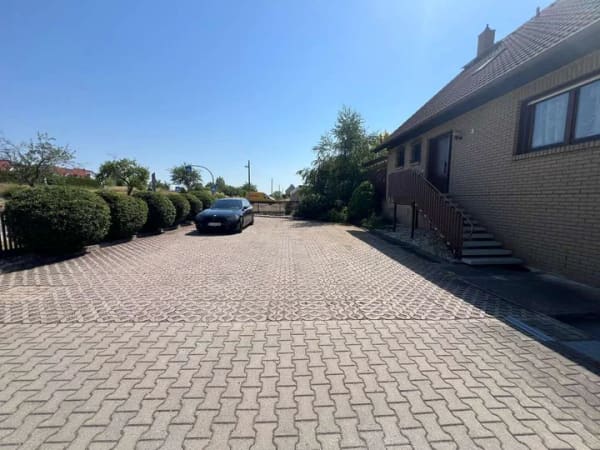 Immobilie in Schkopau - EFH mit ehemaliger Zahnarztpraxis sucht neuen Besitzer in Ermlitz - Bild 1