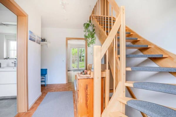 Immobilie in Thomasburg - Viel Platz für die Familie: 6 Zimmer, Vollkeller und großes Grundstück - Bild 3