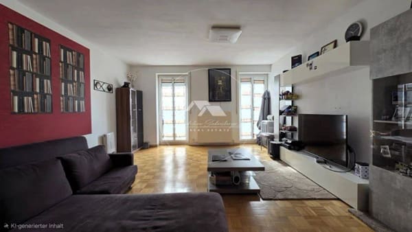 Immobilie in Parsberg - Wohnen über den Dächern von Parsberg - außergewöhnliche Maisonette mit Panoramablick - Bild 1