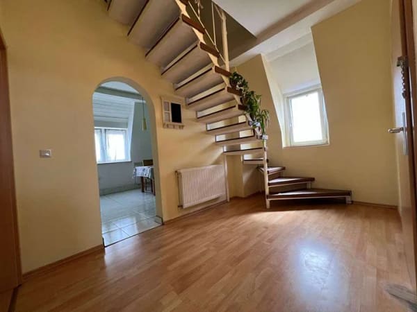Immobilie in Limburgerhof - Großzügige Wohnung mit ausgebautem Dachbereich in Limburgerhof - Bild 0