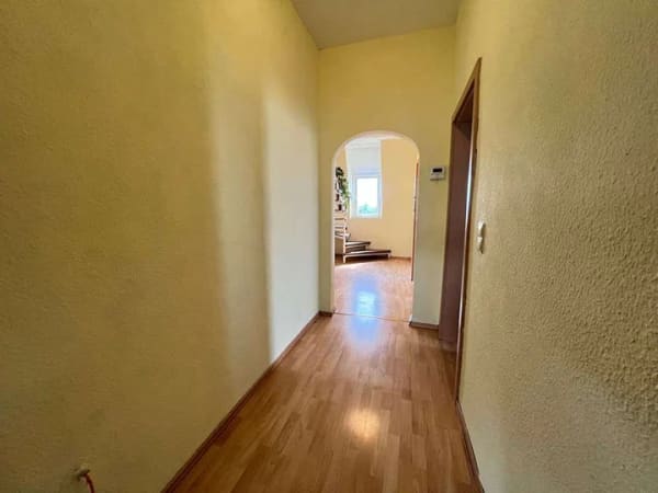 Immobilie in Limburgerhof - Großzügige Wohnung mit ausgebautem Dachbereich in Limburgerhof - Bild 2