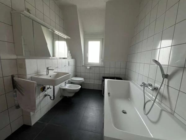 Immobilie in Limburgerhof - Großzügige Wohnung mit ausgebautem Dachbereich in Limburgerhof - Bild 4