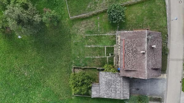 Immobilie in Kirchberg an der Jagst - Idyllisches Wohnen mit Weitblick: Zweifamilienhaus auf parkähnlichem Traumgrundstück - Bild 3