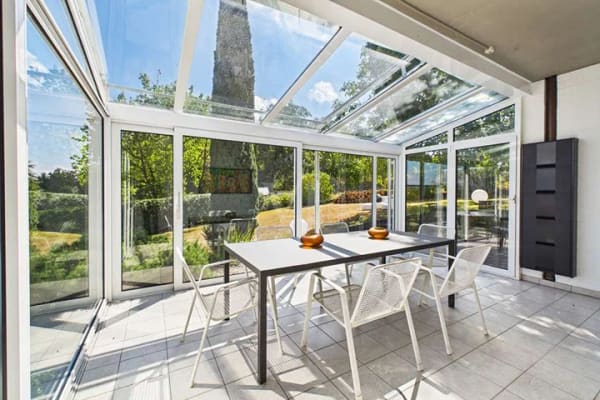 Immobilie in Johannesberg - Mid-Century-Architektur mit Weitblick – ein Haus, das Raum neu definiert - Bild 4
