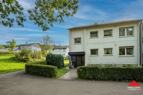 Immobilie in Meinerzhagen - Reihenendhaus mit schönem Garten und Garage in Meinerzhagen - Bild 0