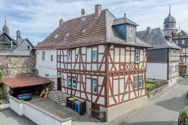 Immobilie in Braunfels - Wohnen mit besonderem Charme  - provisionsfrei - Bild 1