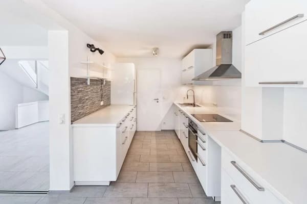 Immobilie in Gräfelfing - Architektur trifft Großzügigkeit – exklusive Doppelhaushälfte in Gräfelfing - Bild 2