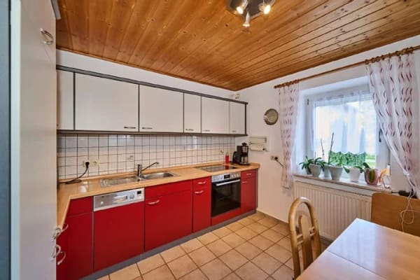 Immobilie in Perkam - Vermietetes Einfamilienhaus mit schönem Garten - Bild 4