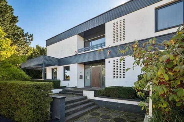 Immobilie in Sehnde - Bauhaus-Refugium mit Substanz – Ihre zukünftige Wohlfühloase - Bild 0