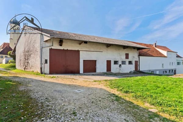 Immobilie in Bachhagel - RARITÄT! LANDWIRTSCHAFTLICHES ANWESEN MIT GESTALTUNGSMÖGLICHKEITEN IN OBERBECHINGEN - Bild 2