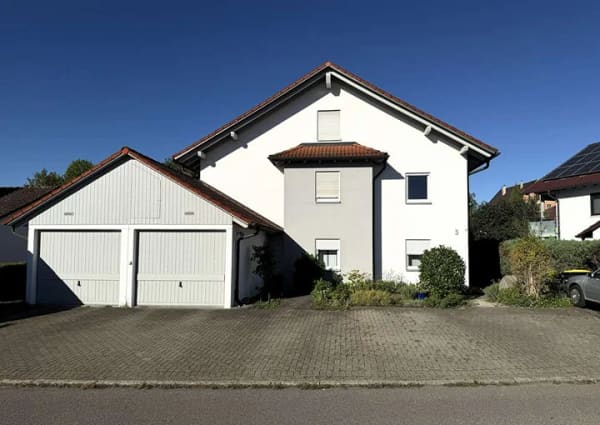 Immobilie in Bad Waldsee - Maximale Flexibilität: Leerstehende 2-Zimmer-Wohnung mit Terrasse & Gartenanteil - Bild 2