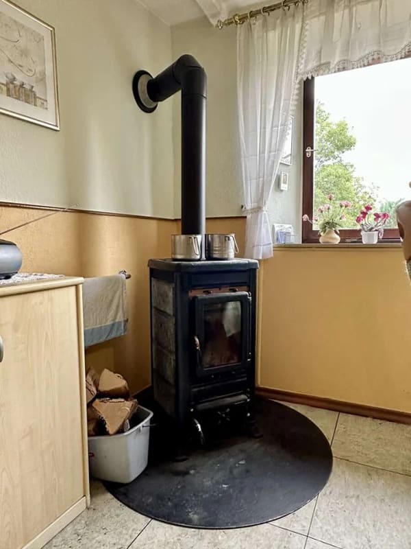 Immobilie in Platten - Viel Raum für Ihre Ideen: Wohnhaus mit weitläufigem Grundstück - Bild 4