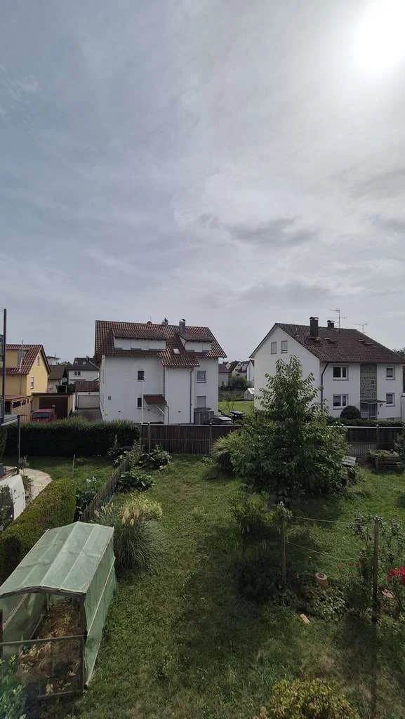 Immobilie in Meckenbeuren - Provisionsfrei: Dreifamilienhaus mit Garten, Balkon & Doppelgarage - Bild 3