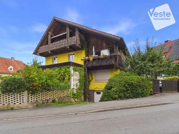Immobilie in Neustadt bei Coburg - Zwischen Veste und Innenstadt – 3 Zimmer ETW mit historischem Flair - Bild 2