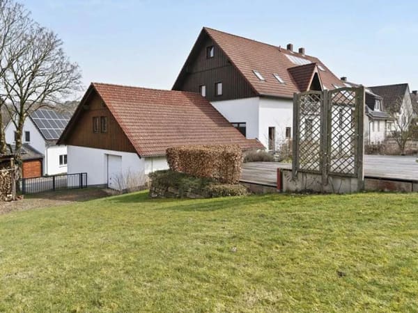 Immobilie in Altenbeken - Provisionsfrei: Mehrgenerationen-Wohnkonzept mit eigenem Garten in Altenbeken-Schwaney - Bild 0