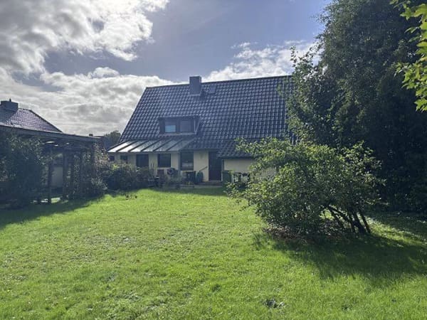Immobilie in Bollingstedt - Technik Top! Sie vollenden! Technisch modernisiertes Einfamilienhaus in Bollingstedt nahe Schleswig - Bild 1