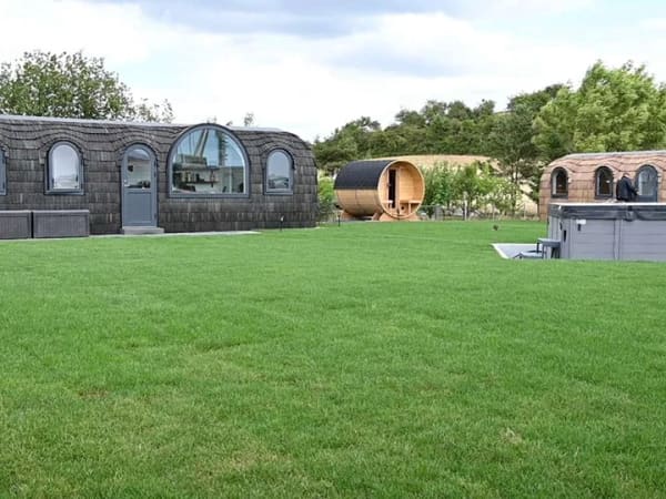 Immobilie in Bundorf - Psssttt! SECRET-RETREAT! Wellnessoase, Sauna, Swim-Spa, Hot-Tub, Pool, 3 x Tiny-House - MEGA-Rendite - Bild 3