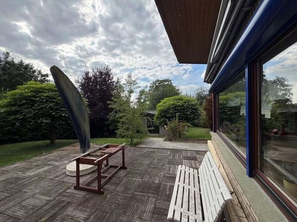 Immobilie in Hüllhorst - Alte Unternehmervilla im Bungalowstil mit Schwimmbad im Rohbau! - Bild 2