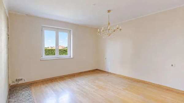 Immobilie in Augsburg - Zum Hübschmachen: 1-Zimmer-Wohnung mit großer Wohnküche in Augsburg-Bärenkeller im Erbbaurecht - Bild 3