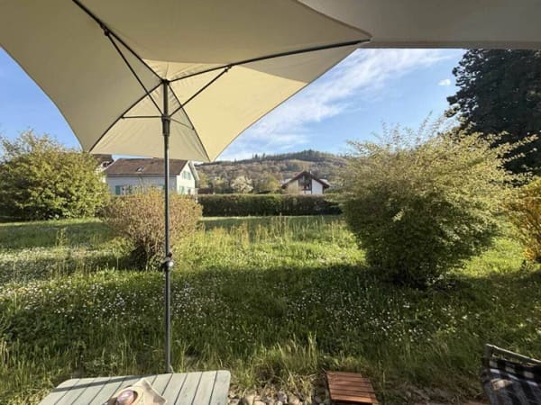 Immobilie in Büsingen am Hochrhein - Wohneigentum mit Aussenparkplatz beim Lindli in Büsingen bei Schaffhausen - Bild 1