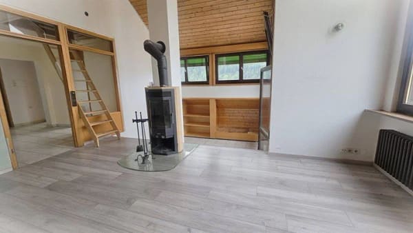 Immobilie in Baiersbronn - Ein Grundriss, der begeistert - lichtdurchflutetes Wohnen mit Kamin & Weitblick - Bild 1