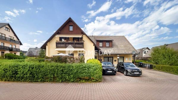 Immobilie in Dippoldiswalde - Solide investieren: Wohn- und Geschäftshaus mit 4 Einheiten und zuverlässigen Mieteinnahmen - Bild 0