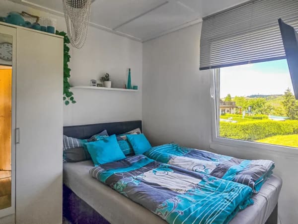 Immobilie in Saalburg-Ebersdorf - Ferienhaus mit über 4600 m² Grundstück am Stausee - Bild 4