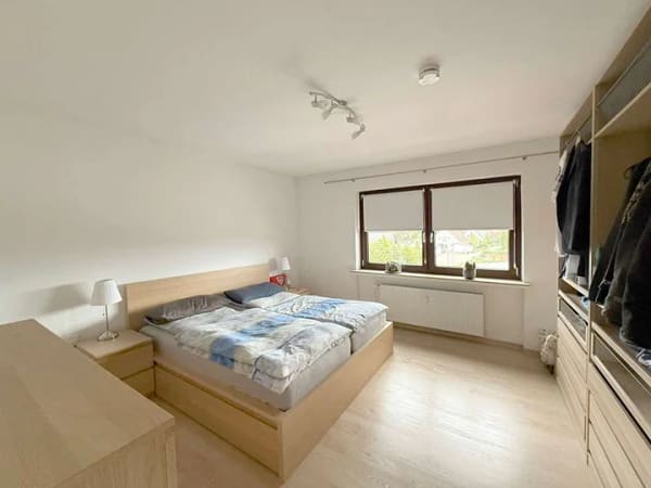 Immobilie in Weyhe - Top moderne 4-Zi.-Whg. (vermietet) mit Balkon und Garage in Weye - Bild 1