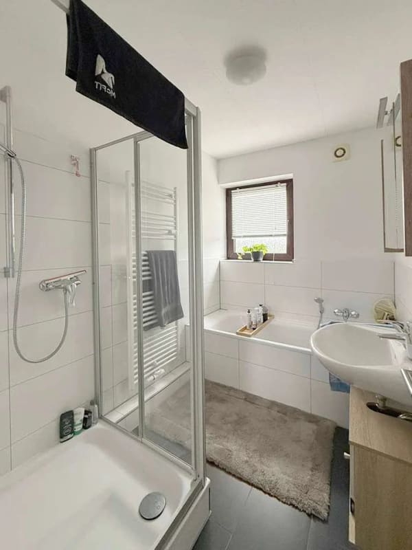 Immobilie in Weyhe - Top moderne 4-Zi.-Whg. (vermietet) mit Balkon und Garage in Weye - Bild 3