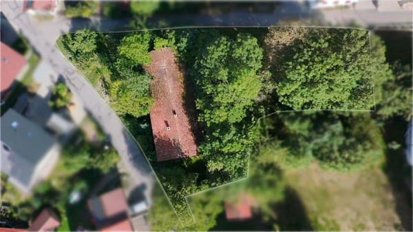 Immobilie in Kollnburg - Sanierungsbedürftiges Wohnhaus mit großem Grundstück - Bild 2