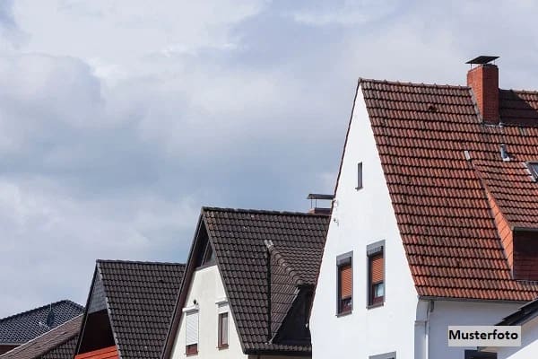 Immobilie in Brücken-Hackpfüffel - Einfamilienhaus mit Einliegerwohnung - Heimwerkerobjekt - Bild 0