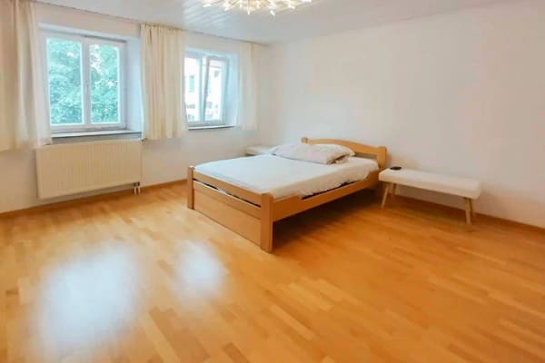 Immobilie in Donauwörth - Charmante 6-Zimmer-Altbauwohnung auf der Insel Ried - stilvolles Wohnen mit historischem Flair - Bild 3