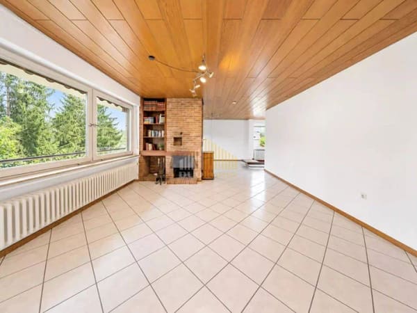 Immobilie in Bollendorf - Charmanter Bungalow in naturnaher Lage mit großem Grundstück, Garage und Stellplätzen - Bild 4