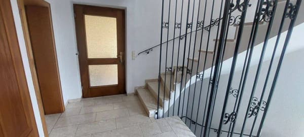 Immobilie in Altenstadt an der Waldnaab - Großes, ruhig gelegenes EFH- Wohnhaus auf 3 Etagen mit ca. 193 m² Wohnfläche, 774 m² Grundstück und Doppelgarage in Altenstadt zu verkaufen - Bild 3