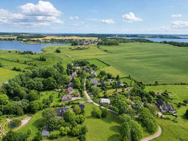 Immobilie in Lancken-Granitz - Neubau: Exklusive 127 m² Reetdach-Doppelhaushälfte in idyllischer Naturlage (Rügen / Preetz) - Bild 4