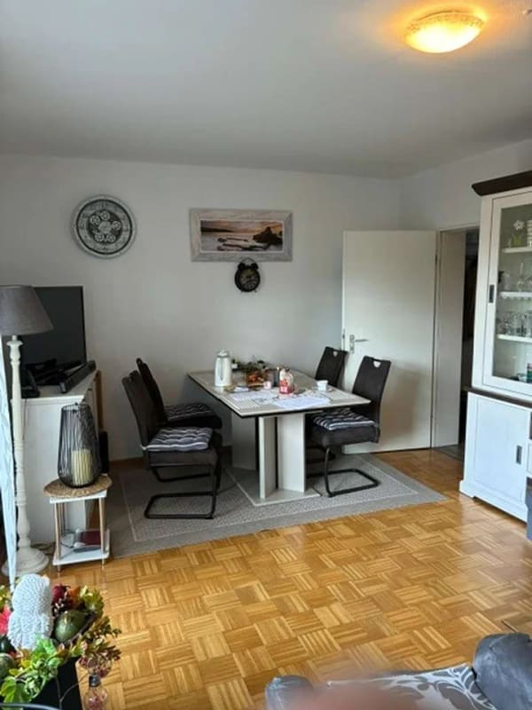 Immobilie in Varel - Wunderschöne und zentrale Erdgeschosswohnung in Varel - Bild 2