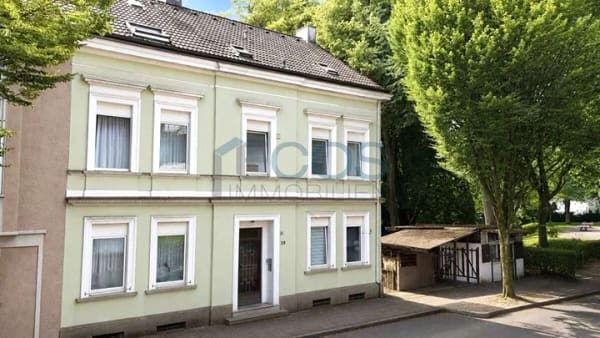 Immobilie in Solingen - Attraktives Mehrfamilienhaus mit 4 Wohneinheiten und einem Kiosk in zentraler Lage - Bild 0