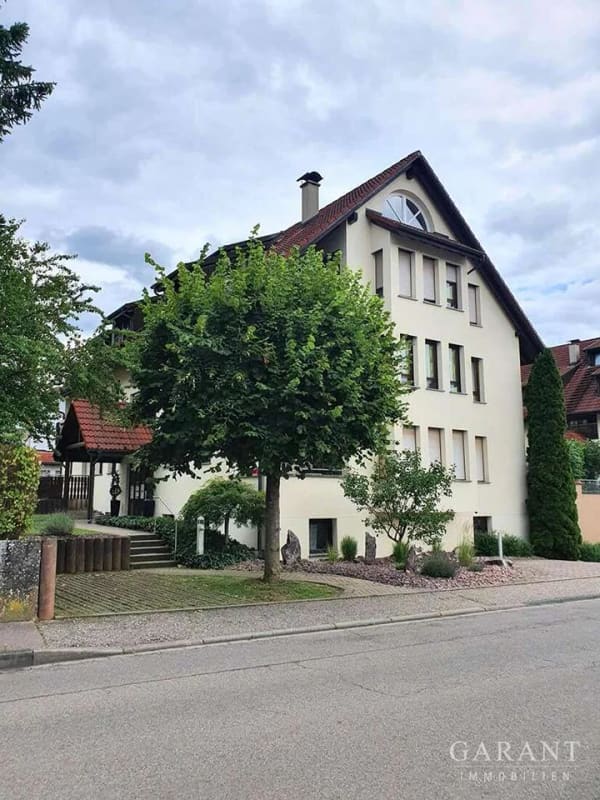 Immobilie in Lauchringen - Moderne und lichtdurchflutete 4 Zimmer-Maisonette-Wohnung in zentraler Wohnlage von Lauchringen - Bild 0