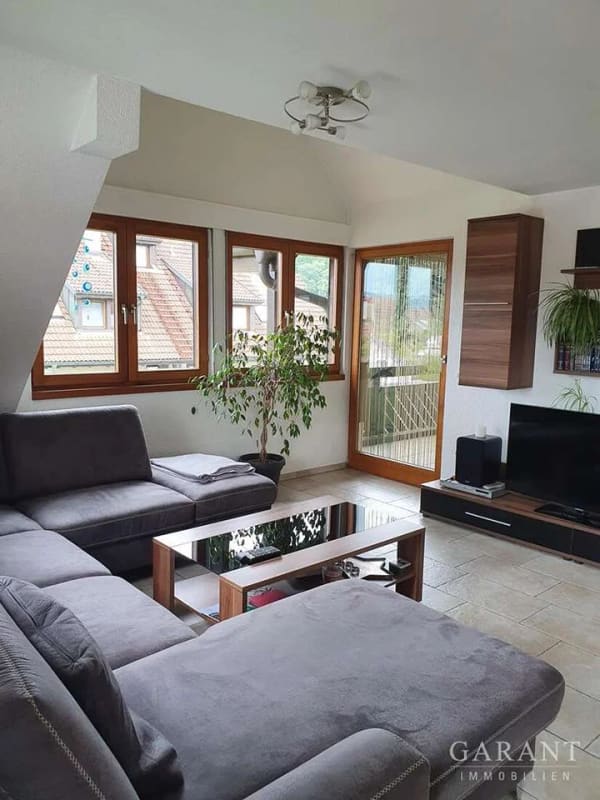 Immobilie in Lauchringen - Moderne und lichtdurchflutete 4 Zimmer-Maisonette-Wohnung in zentraler Wohnlage von Lauchringen - Bild 3