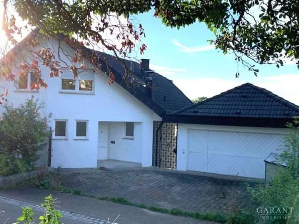 Immobilie in Lorch - Außergewöhnliches Haus in selten schöner Aussichtslage! - Bild 2
