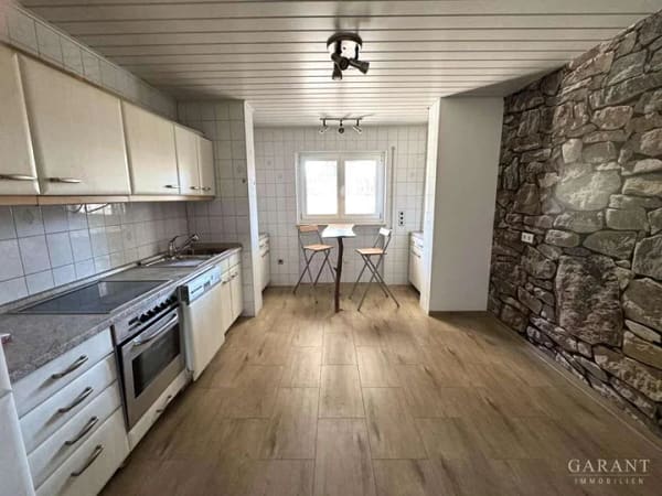 Immobilie in Großenseebach - Fast 300 qm voller Möglichkeiten - großzügiges Wohnen mit Pool & Garten - Bild 4