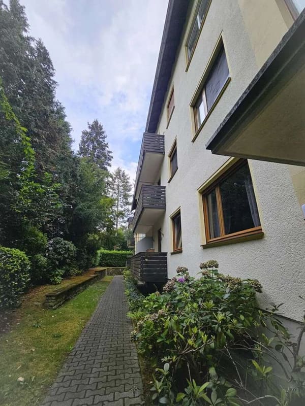 Immobilie in Bad Honnef - Gepflegte zentrumsnahe 3-Zimmer-Eigentumswohnung mit zwei Balkonen und Blick über Bad Honnef - Bild 1
